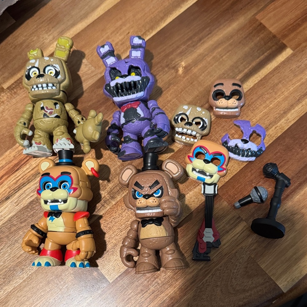 Five Nights at Freddy’s Action Figure Set